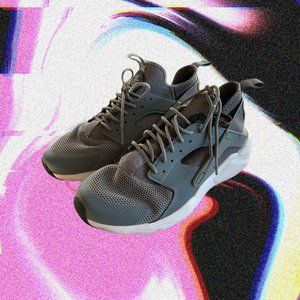 Nike Air Huarache Sneakers